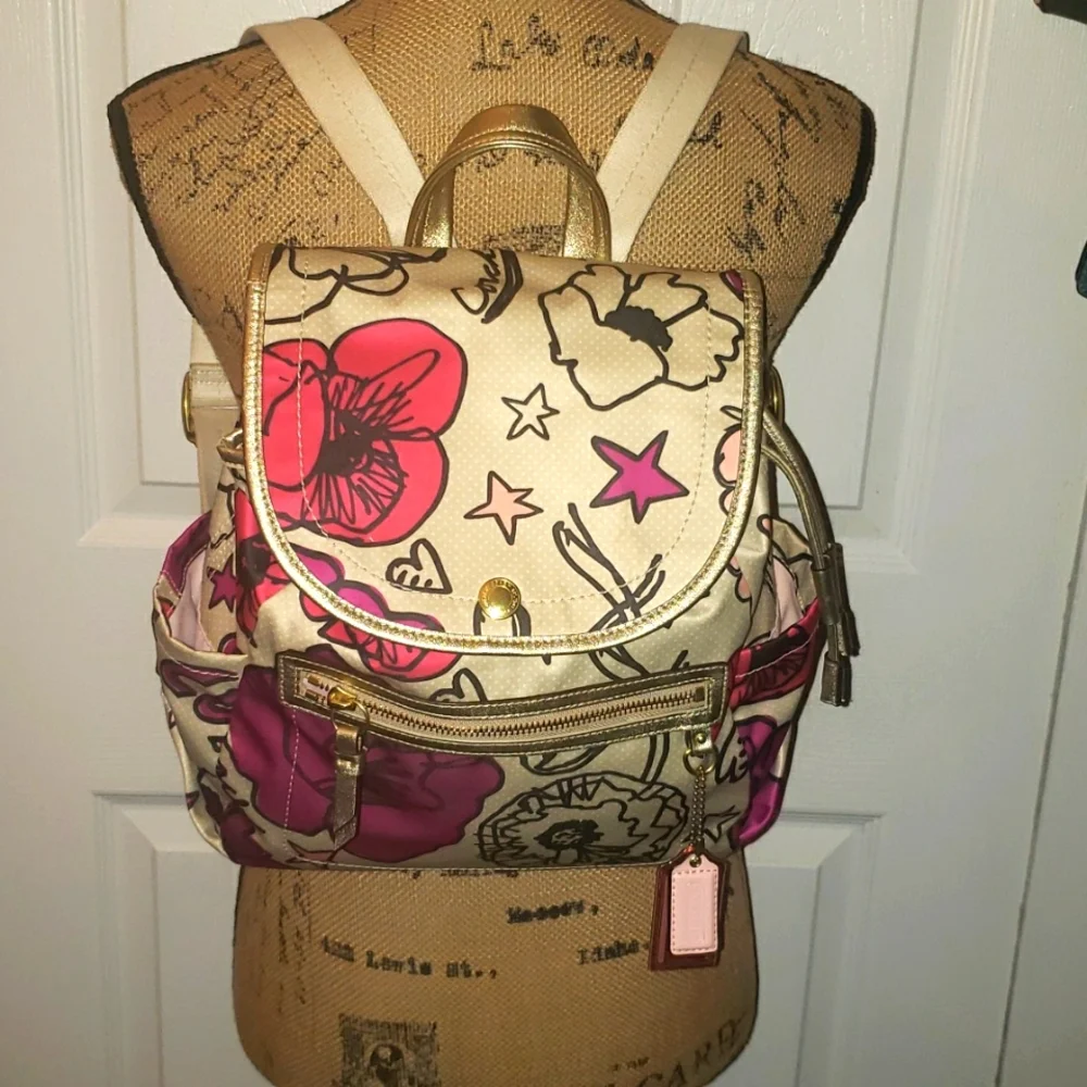 COACH Poppy Kyra Backpack +Wristlet